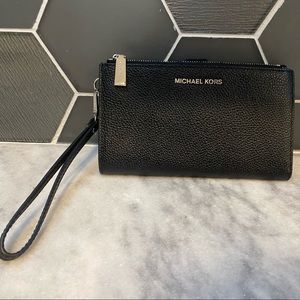 Michael Kors wristlet